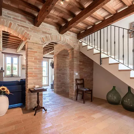 Gorgeous In With Private Swimming Pool, Be Inside Or Outside